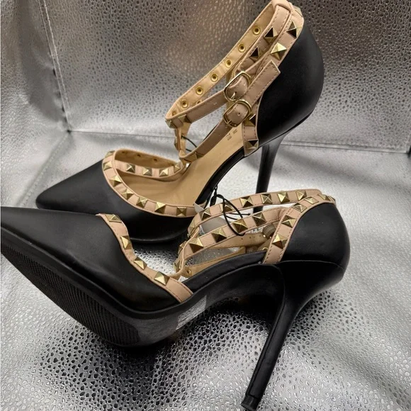 RUE 21 Black Women’s Pointed Stiletto Strap Heels with gold studs Size M (7-8) - Picture 6 of 11